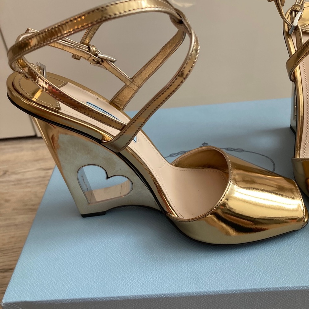 NEW PRADA
Heart-cutout Wedge 110mm Sandal - Picture 4 of 6
